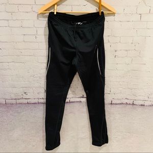 Saucony Running Pants - Vented Ankles - Pockets
